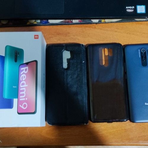 Xiaomi Redmi 9 3/32 Carbon Gray like new, with cases and accessories