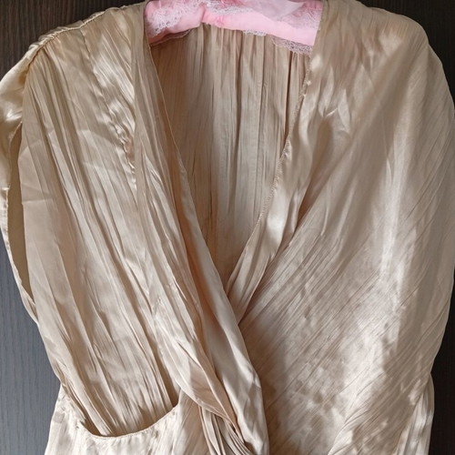Zara women's blouse new, gold color, size XL
