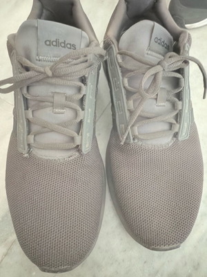 Adidas athletic shoes like new, size 45, black and gray