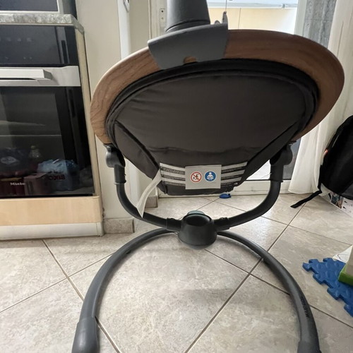 Maxi Cosi Cassia Beyond Graphite baby rocker like new