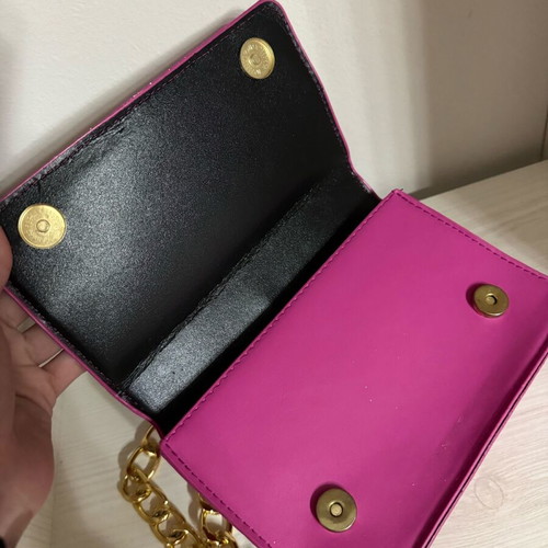 Fuchsia shoulder bag like new
