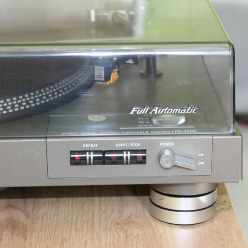 Sony PS-4300 fully-automatic turntable with Audio Technica AT-11 cartridge