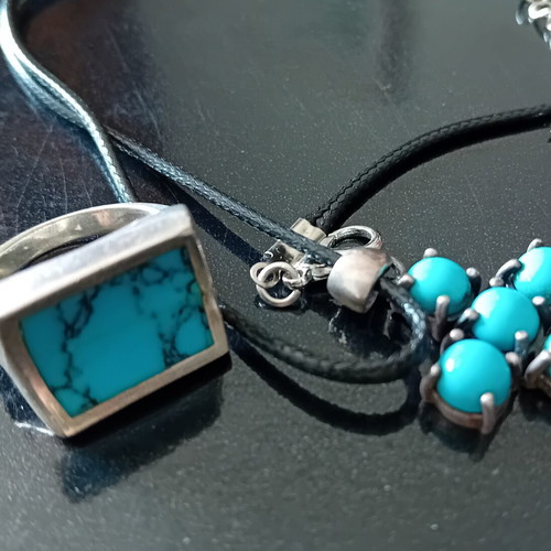 Silver 925 jewelry set with turquoise ring and cross necklace