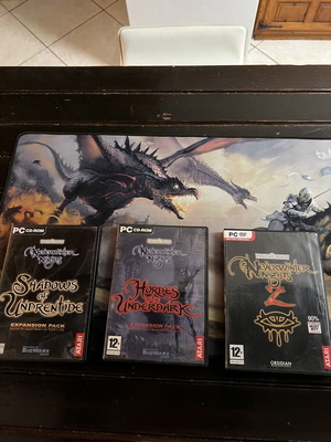 Neverwinter Nights PC game pack used, Shadows of Undrentide, Hordes of the Underdark, NWN 2