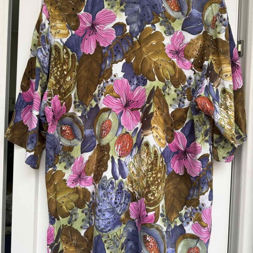 Vintage 100% viscose blouse M-L like new, multicolor