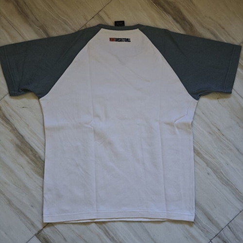Nike vintage basketball t-shirt L like new, white cotton