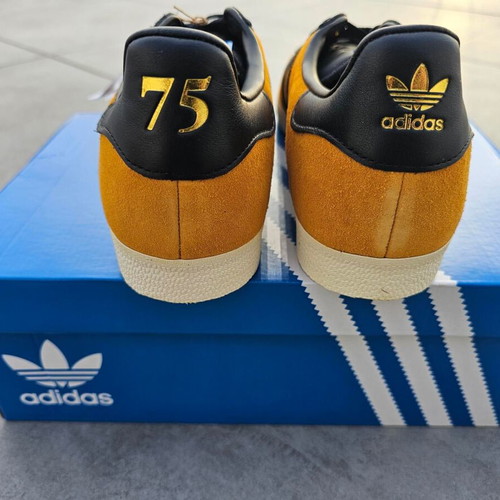 adidas gazelle silver green womens adidas Tokyo Gold Metallic Black (Women's)