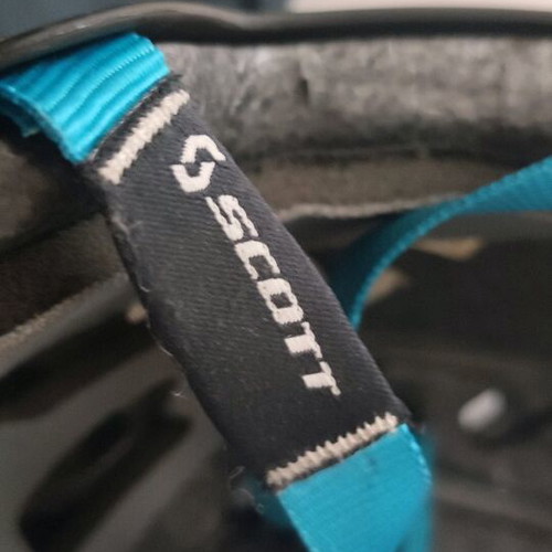 Scott bicycle helmet used for teenager