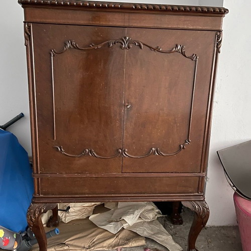 Bar console used with cabinet from the 1970s