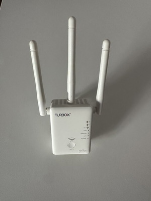 Turbo-X WLR-750 WiFi repeater