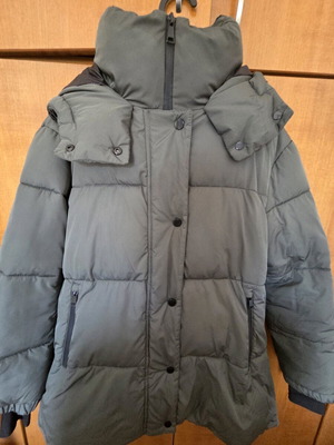 Zara quilted jacket used with hood and zipper green XS