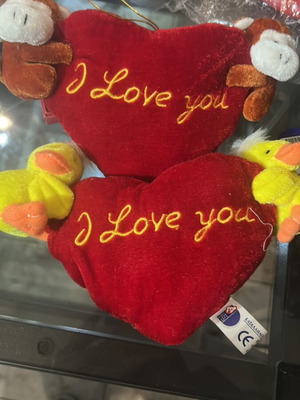 Stuffed teddy bears for Valentine’s Day new