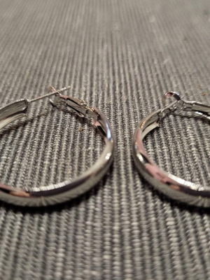 Silver hoop earrings new
