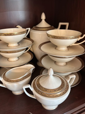 Vintage Bavaria set 15 pieces like new