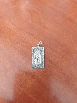 Silver rectangular pendant 925 with Virgin Mary relief, like new