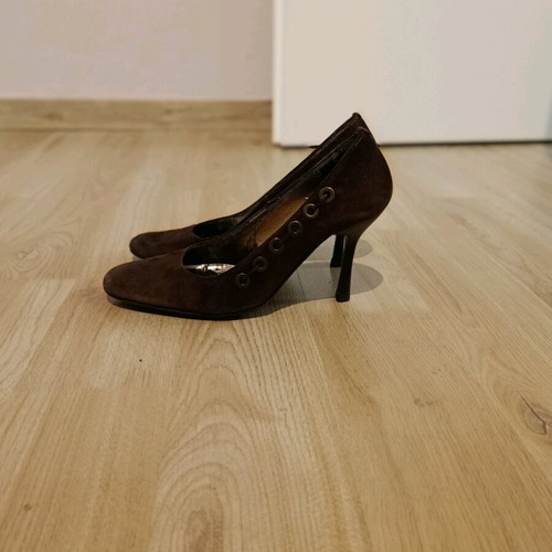 Suede - castor brown pumps like new