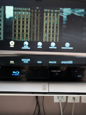 Samsung BD-P1000 Blu-ray Player like new, historic first model
