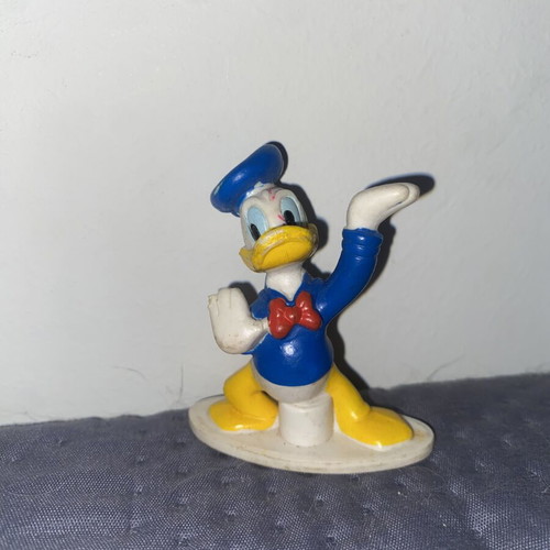 Vintage Donald Duck figure Nestlé Liverpool '90s used