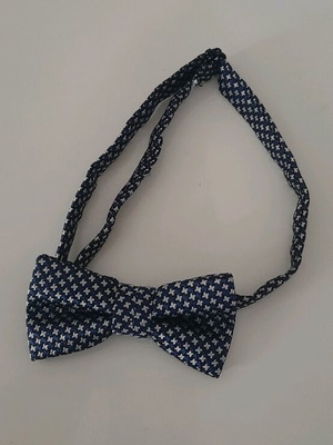 Bow tie like new, unused