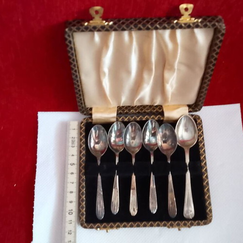 Collectible EPNSAI Dessert Spoon Set 1890-1910 with Box used