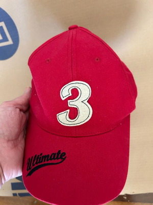 Alouette children's hat like new, red