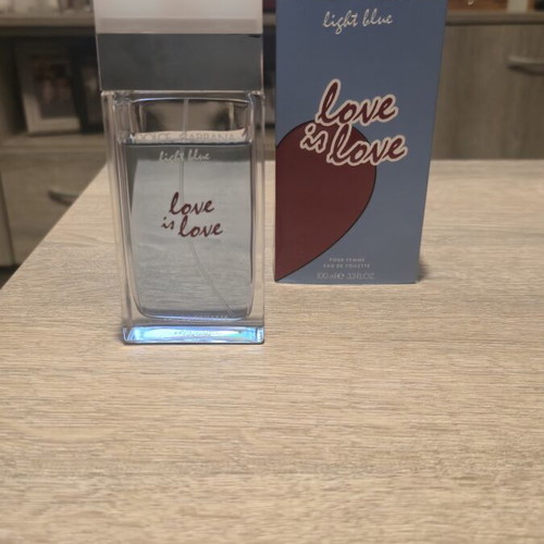 Dolce Gabbana Light Blue Love is Love Eau de Toilette 100 ml like new