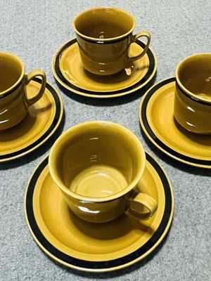 Retro ceramic cup set used, 4 pieces mustard yellow with black rim