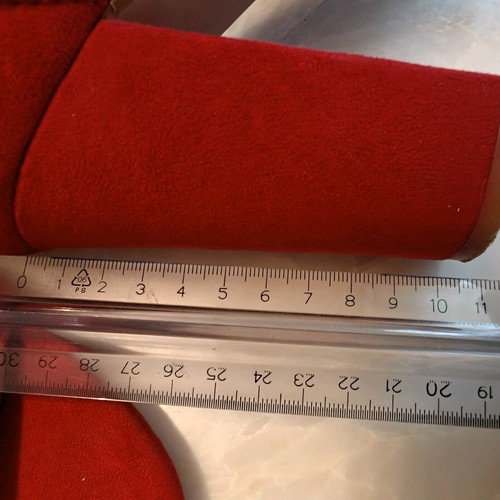Red suede-style sandals like new, size 41