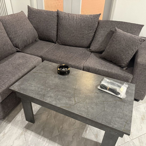 Living room furniture set like new