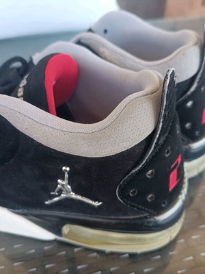Jordan Big Fund 38.5 used black basketball shoes