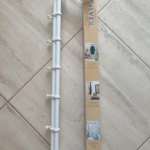 Door hanger with 5 hooks