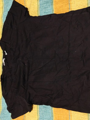 WM basics women's shirt size Medium like new, black