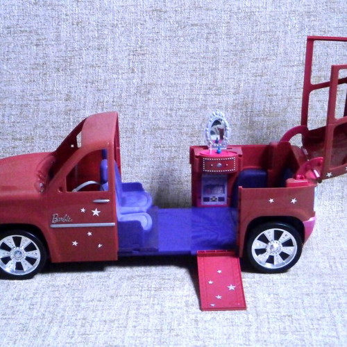 Barbie Mattel SUV playset used without box 2010