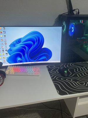 Gaming PC σαν καινούργιο με περιφερειακά, Ryzen 7 5700X3D, RX 6800