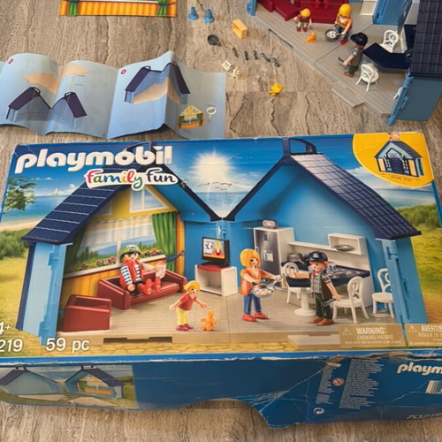 Playmobil Family Fun Modern House 70219 used with box