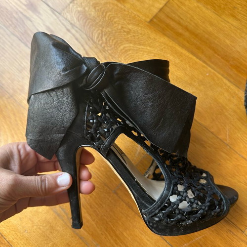 Leather unique ankle boot Boutique 9 no 38 with 11cm heel like new, black