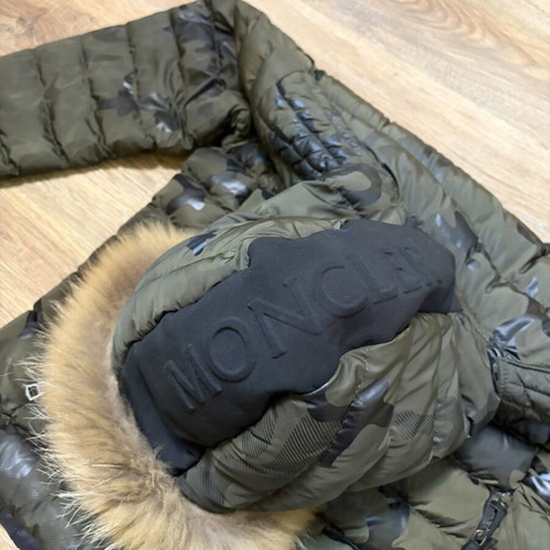 Moncler Byron camo camouflage puffer down jacket used, size L