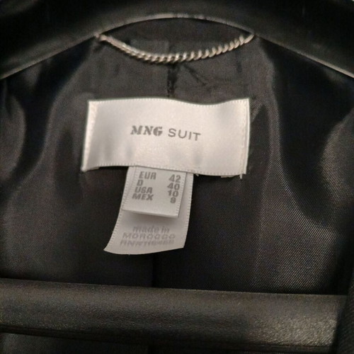 Mango women's fitted black blazer lined size 42 new