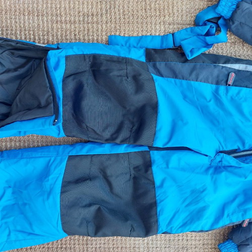 Peng Ming kids ski suit 134cm used