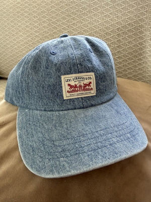 Levi's Denim Hat new, acid wash blue cotton