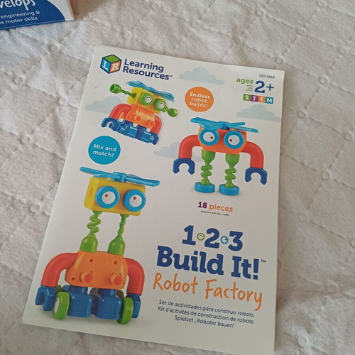 Learning Resources 1-2-3 Build It! Robot Factory educational toy like new for 2+ years
