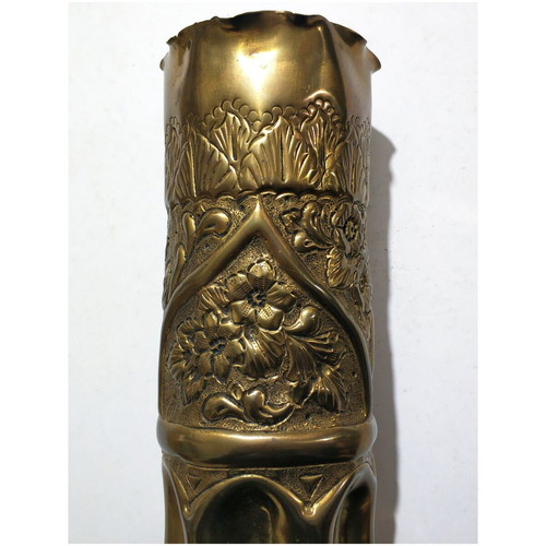 75mm M5A1 Shell Casing Vase 1944 with Ornate Design like new
