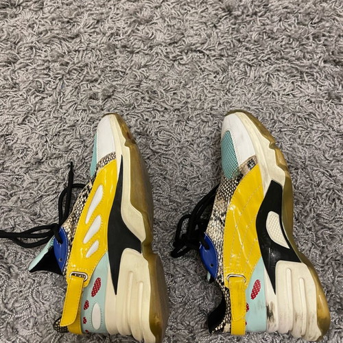 Nak sneakers leather patent with animal print like new