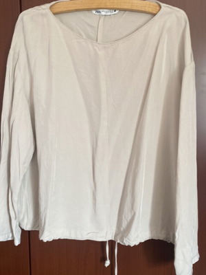 Zara thin beige blouse new with drawstring