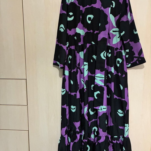 Karavan dress S/M like new, black and purple