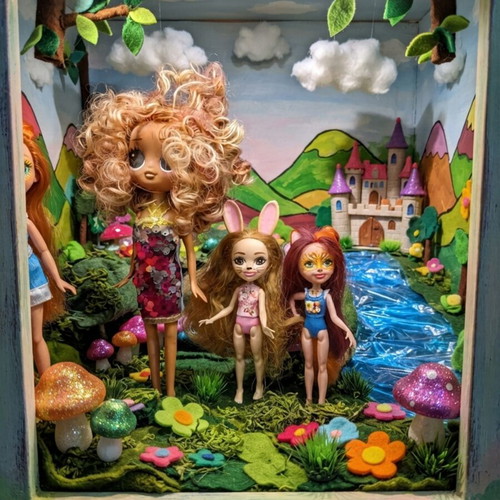 Pack of 10 small dolls with two Enchantimals and Barbie Fairytale