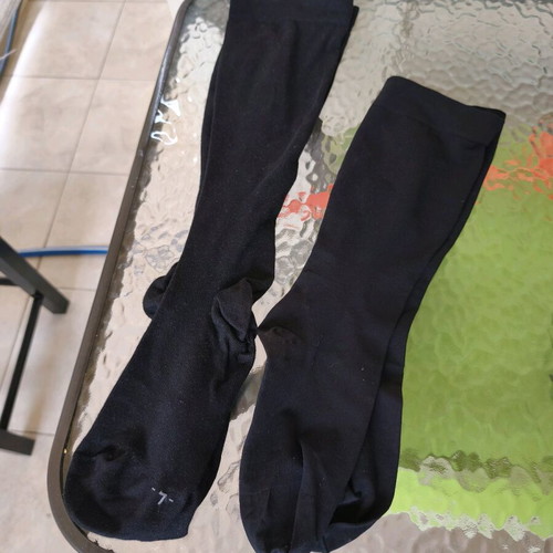 Sigvaris graduated compression socks like new, 2 pairs