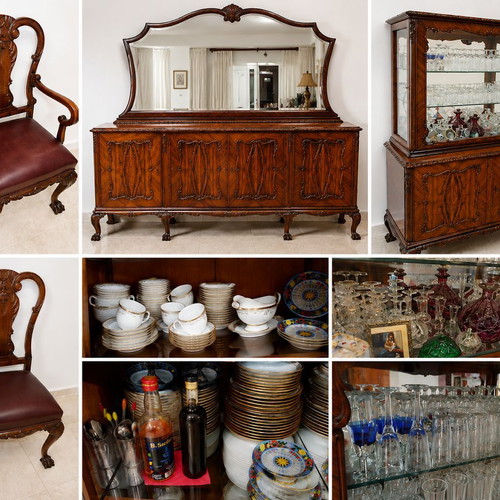 Classic style walnut dining set like new with lion paw legs