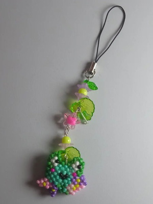 Handmade beaded frog keychain like new, pink and green