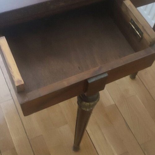 Marquetry round table like new with internal extension
